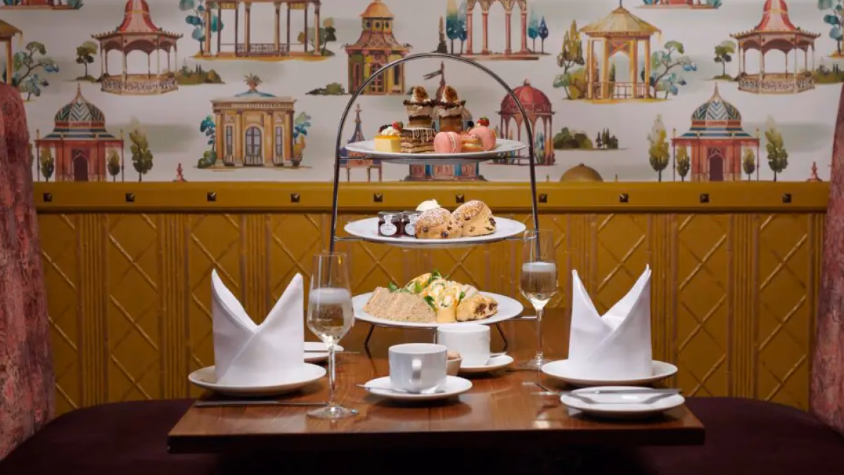 Park Farm Hotel hospitality creative.